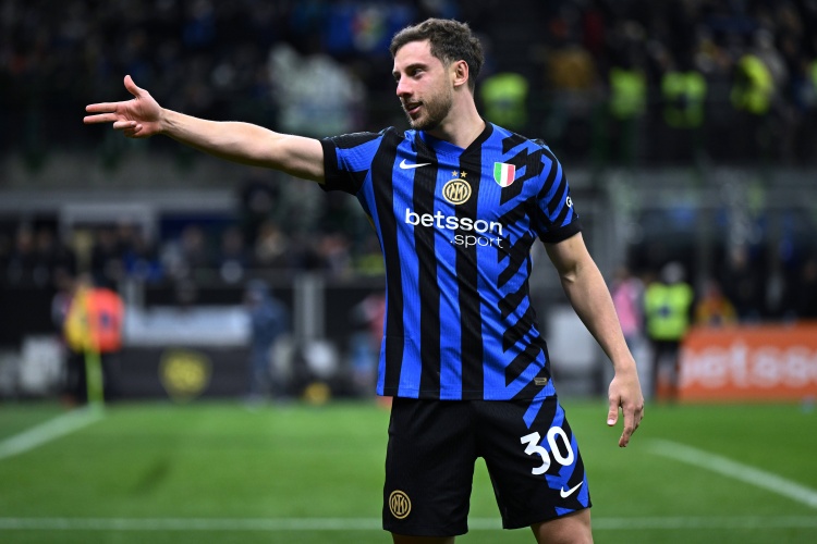 记者：国米踢奥林匹亚科斯，弗拉泰西、帕拉西奥斯和奥古斯托缺阵