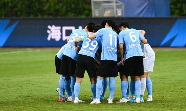 开云体育在线-大连人客场迎关键战 轻松取胜河北队提前保级？